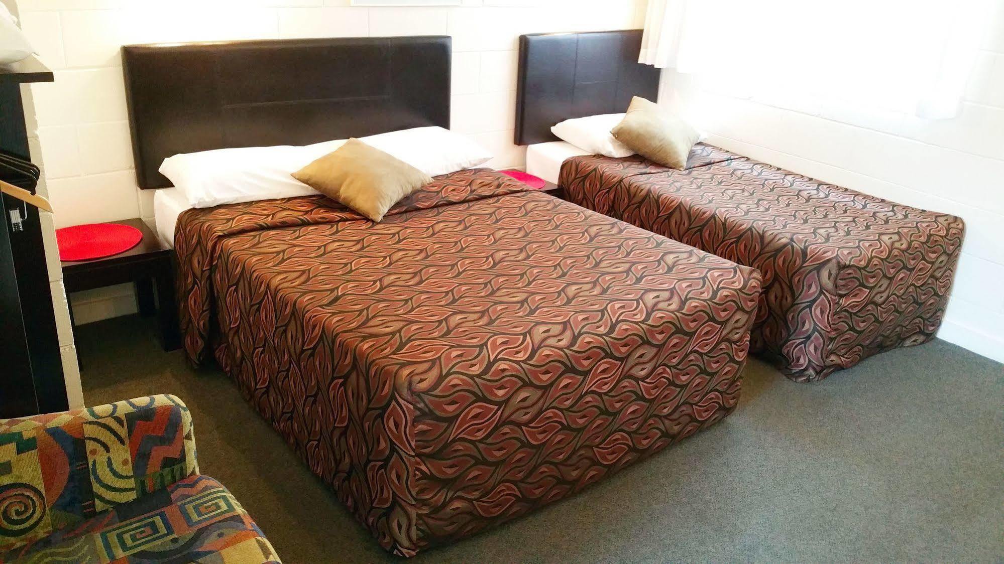 A&A Lodge Motel Emerald Zewnętrze zdjęcie